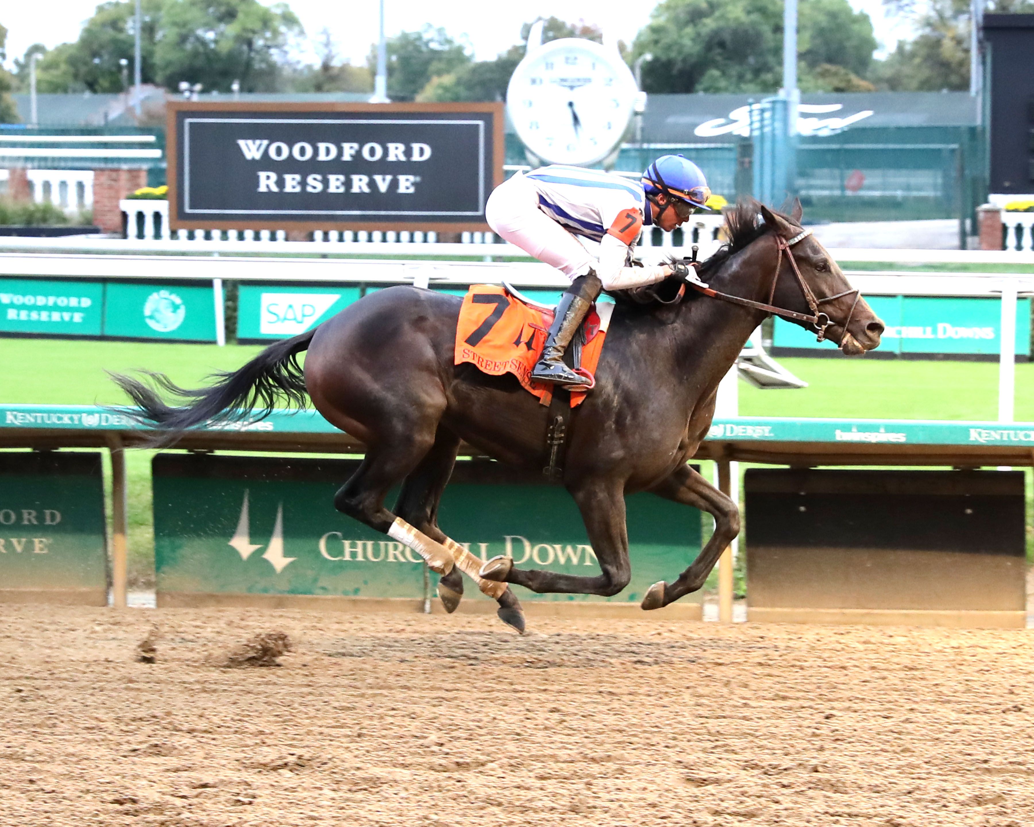 Incredibolt winning the Street Sense (G3) at Churchill Downs